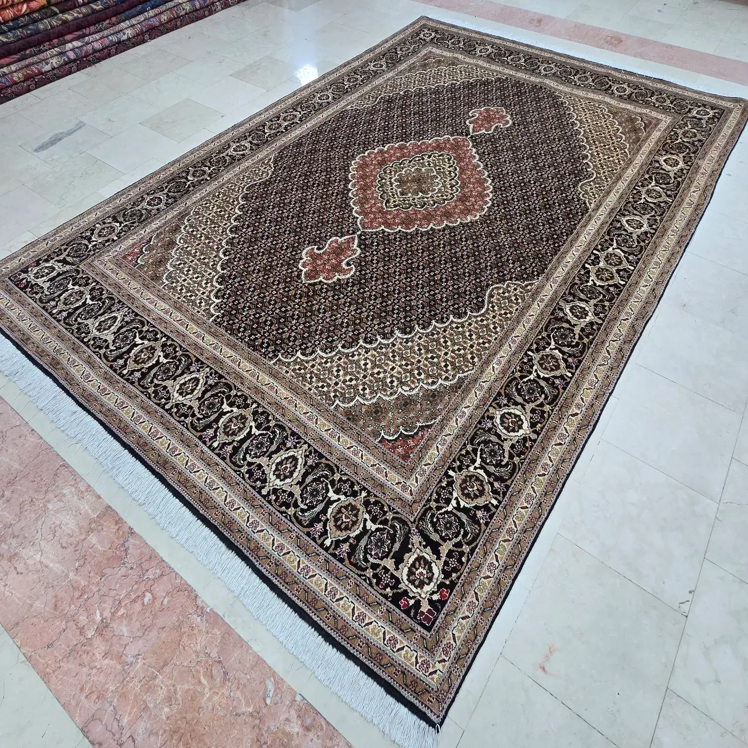 فرش تبریز طرحهای متنوع دارم جفت و تک|فرش|تهران, ونک|دیوار