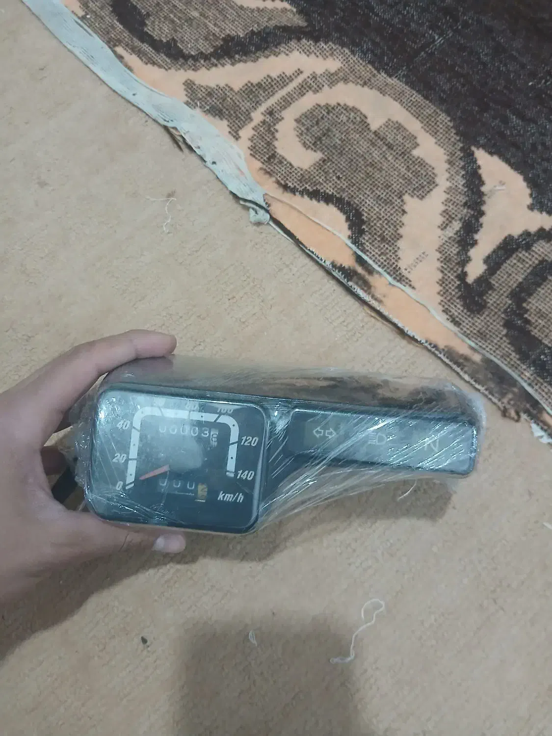 crm کیلومتر سی ار ام سالم|قطعات یدکی و لوازم جانبی|شیراز, سیلو|دیوار