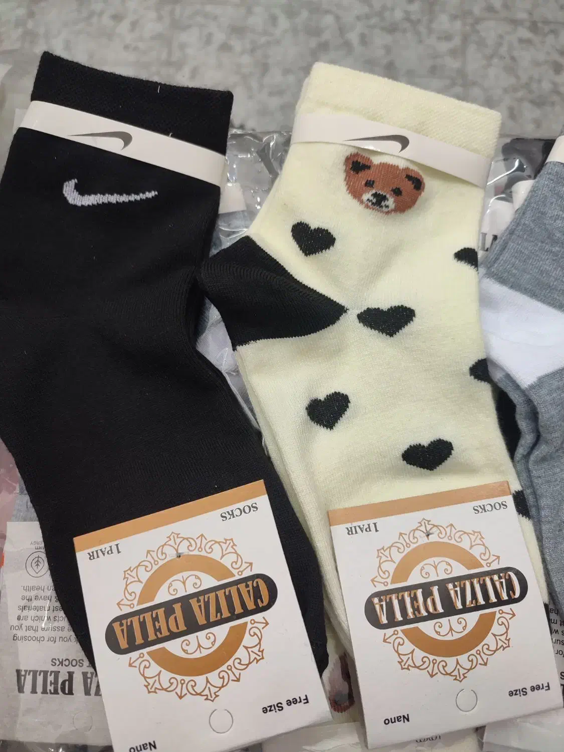 جوراب زنانه|لباس|کاشان, درب یلان|دیوار