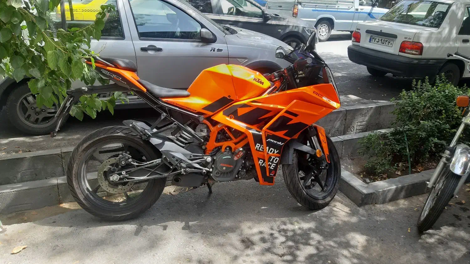 ktm rc 200 newface|موتورسیکلت|تهران, فلسطین (میدان انقلاب)|دیوار