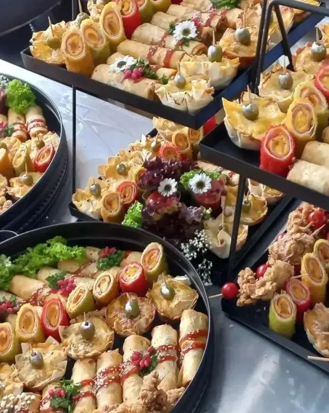 فینگر فود و دیزاین|خدمات پذیرایی، مراسم|صدرا-فارس, فاز ۱|دیوار