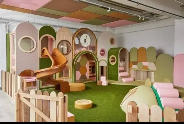 خانه بازی کودک تکمیل همراه با بوفه کنار مهد کودک|اجارهٔ مغازه و غرفه|شیراز, ستارخان|دیوار