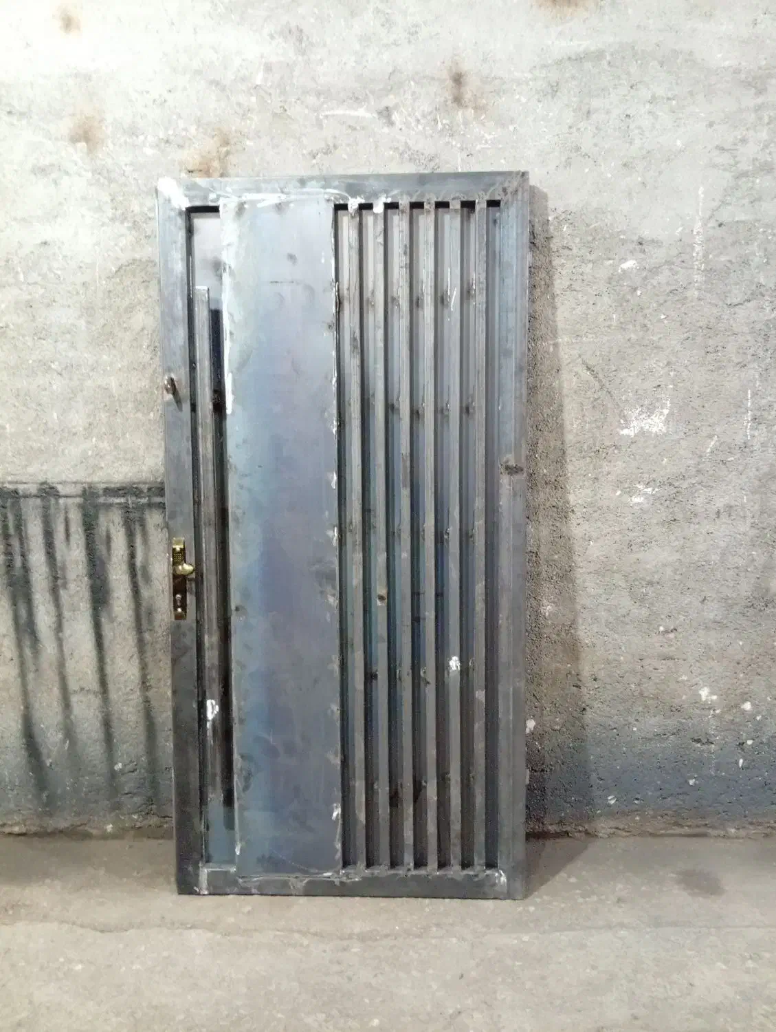 درب حیاط وحیاطی|مصالح و تجهیزات ساختمان|مشهد, نوید|دیوار