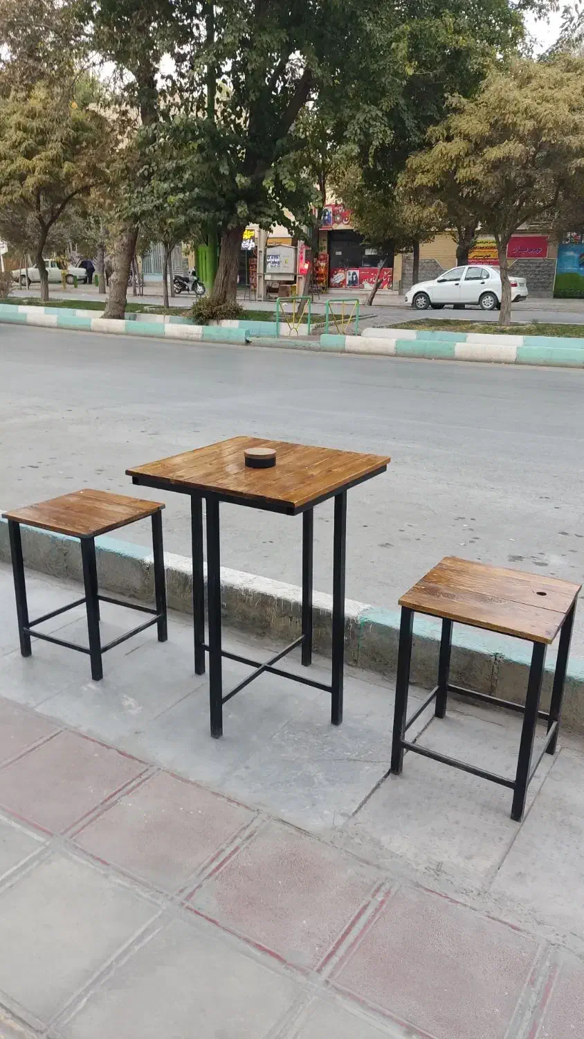 میز و صندلی برای کافه|کافی‌شاپ و رستوران|فلاورجان, |دیوار