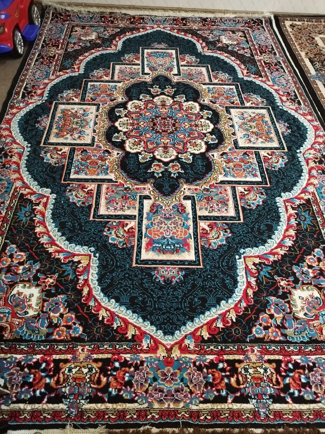 فرش ۱۲ متری و فرش ۶ متری|فرش|گرگان, |دیوار
