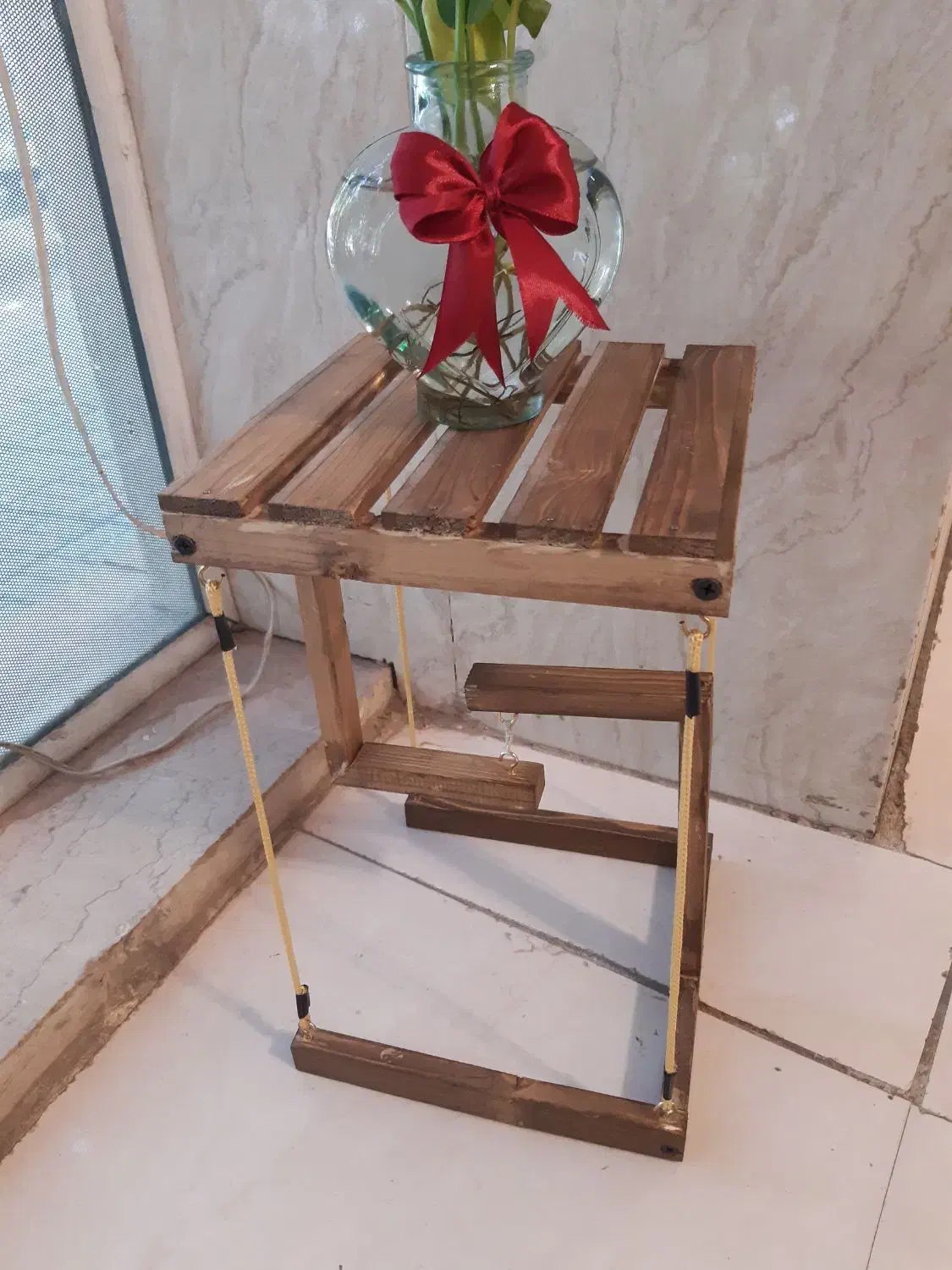 استند گل|گل و گیاه طبیعی|اصفهان, دستگرده|دیوار