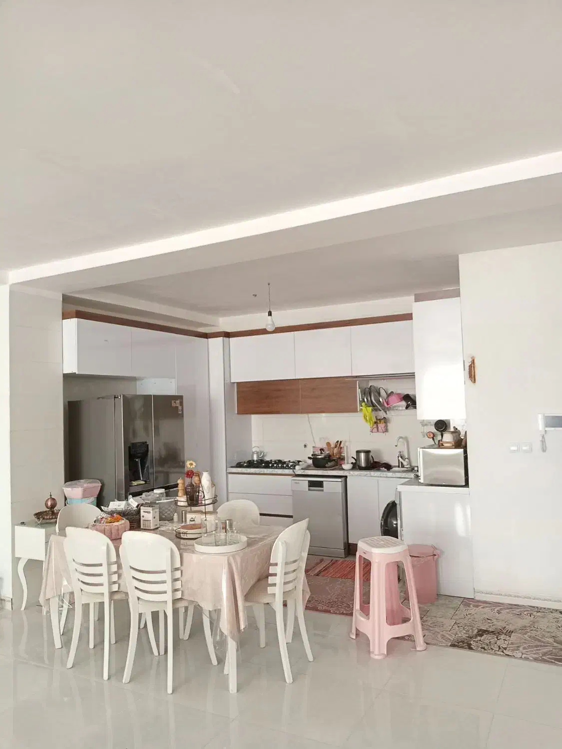 آپارتمان ۱۱۰متری/صحنه ویوآزادگان /فول وشیک|فروش آپارتمان|صحنه, |دیوار