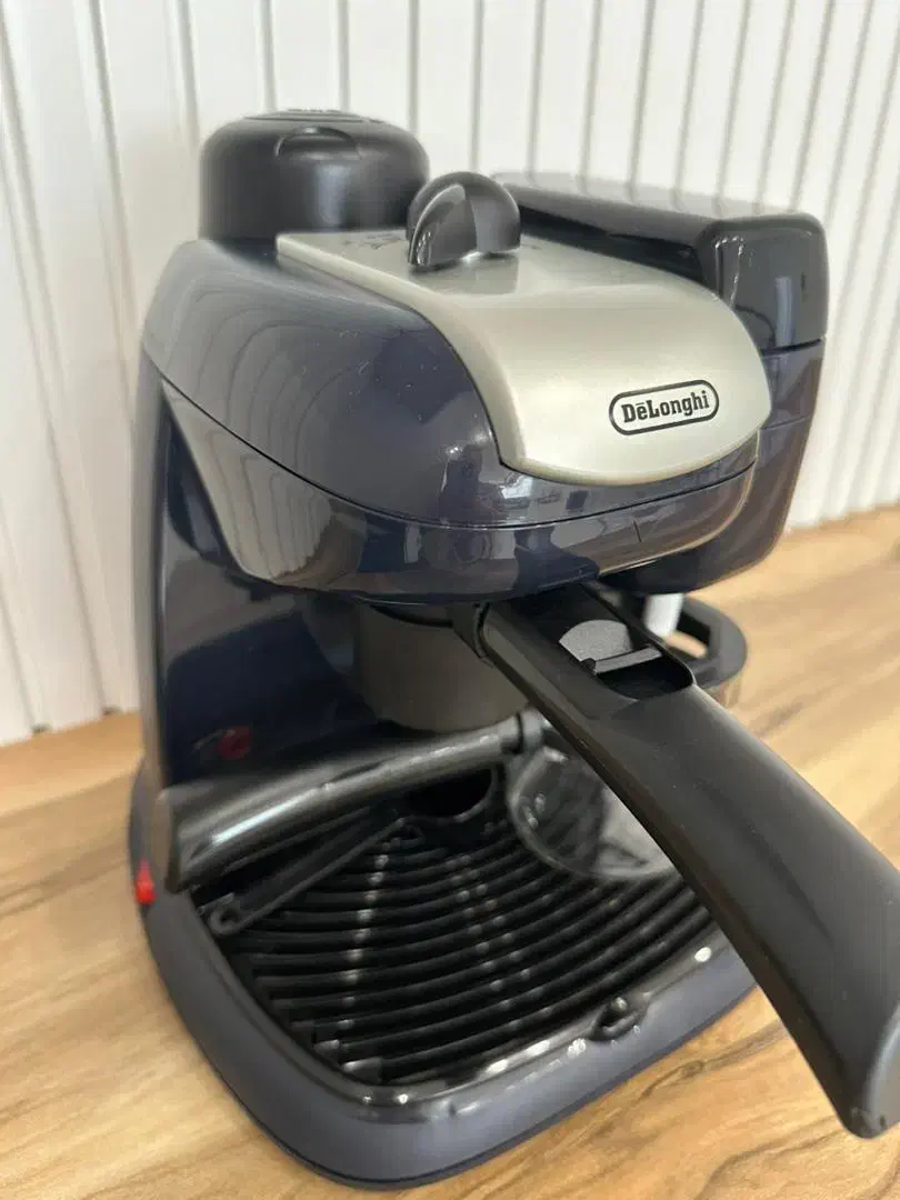 اسپرسوساز دلونگی|سماور، چایساز، قهوهساز|گنبد کاووس, |دیوار