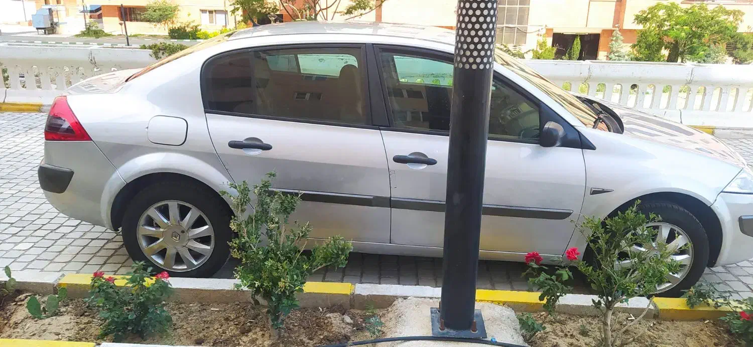 مگان ۱۶۰۰ مدل ۲۰۰۸|خودرو سواری و وانت|تهران, شهرک چیتگر|دیوار