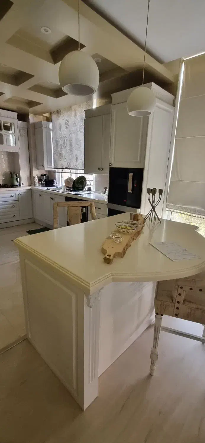 ۱۴۳ متر شمال کاج/فول امکانات/۱۰ سال ساخت