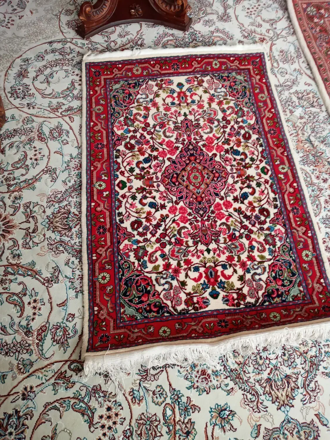 فرش دستبافت پشتی|فرش|ملایر, |دیوار