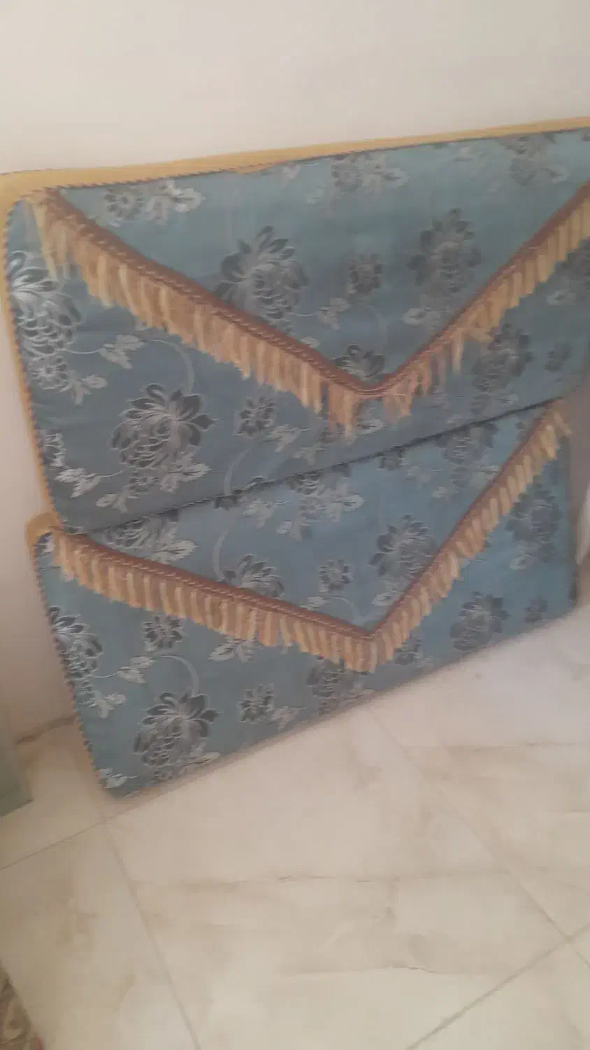 پشتی|پشتی|ارومیه, |دیوار