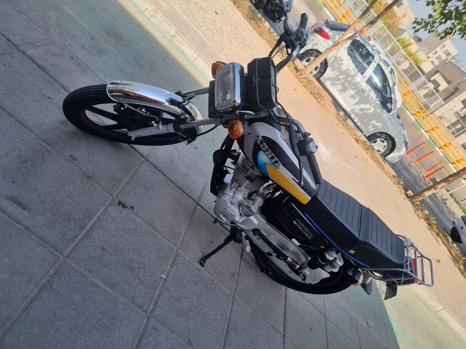 هندا ۲۰۰ مدل 98موتوری در حد|موتورسیکلت|مشهد, هنرستان|دیوار