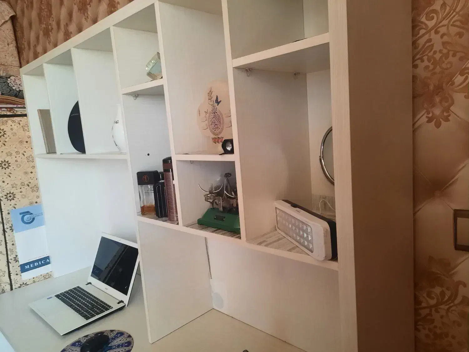 کتابخانه ومیز کامپیوتر|میز تحریر و کامپیوتر|اندیشه, اندیشه فاز ۳|دیوار