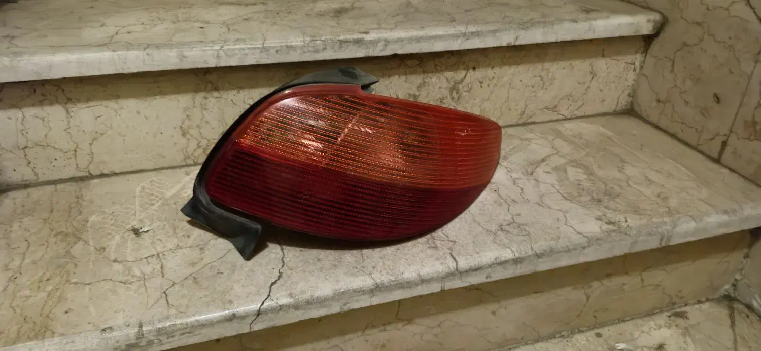 جفت چراغ جلو و جفت چراغ عقب 206|قطعات یدکی و لوازم جانبی|تهران, خواجه نظام الملک|دیوار