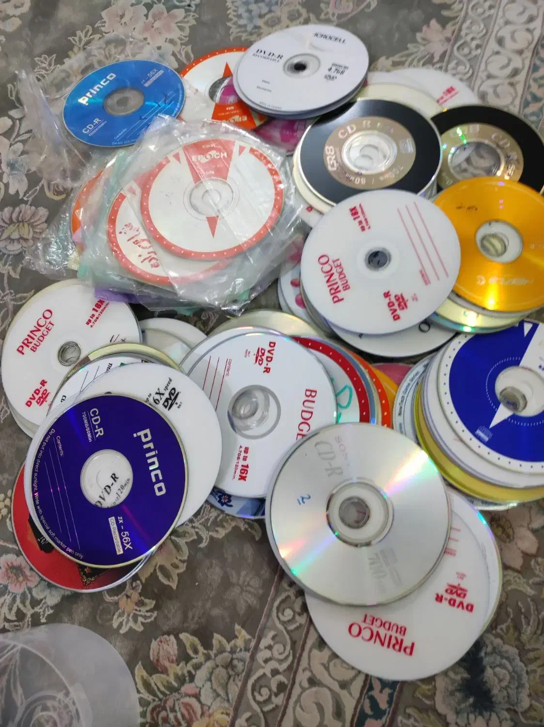 سیدی|فیلم و موسیقی|کرمان, |دیوار