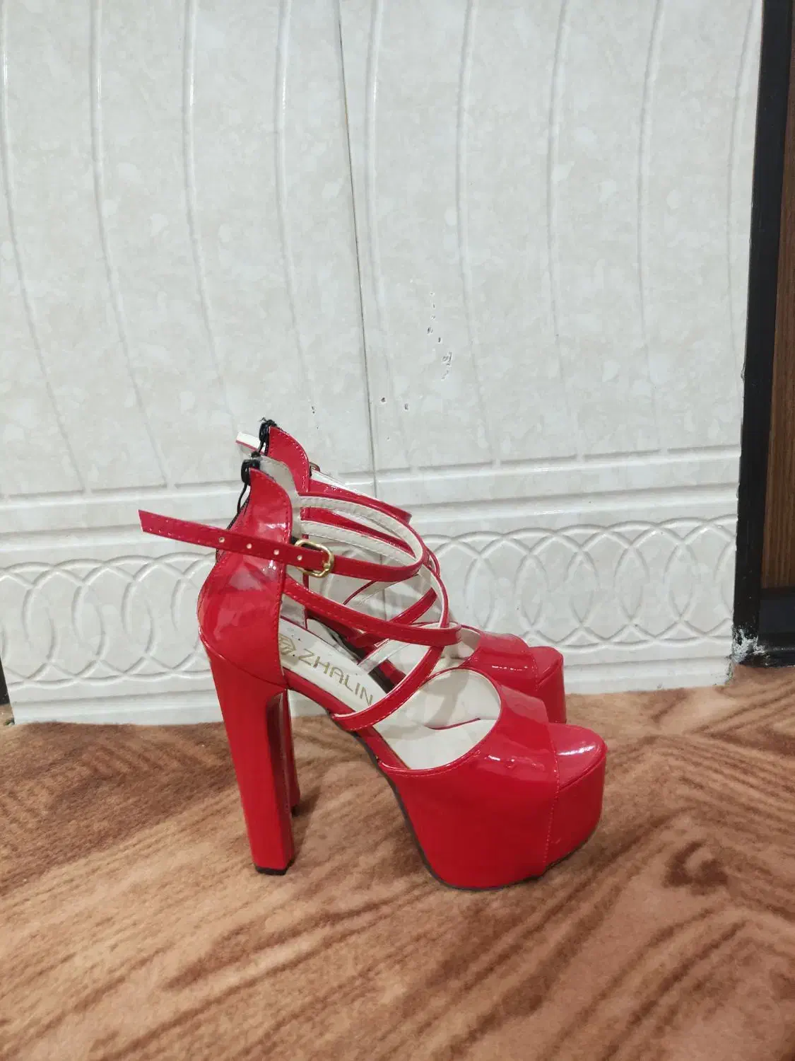 کفش مجلسی پاشنه بلند|کیف، کفش، کمربند|یامچی, |دیوار