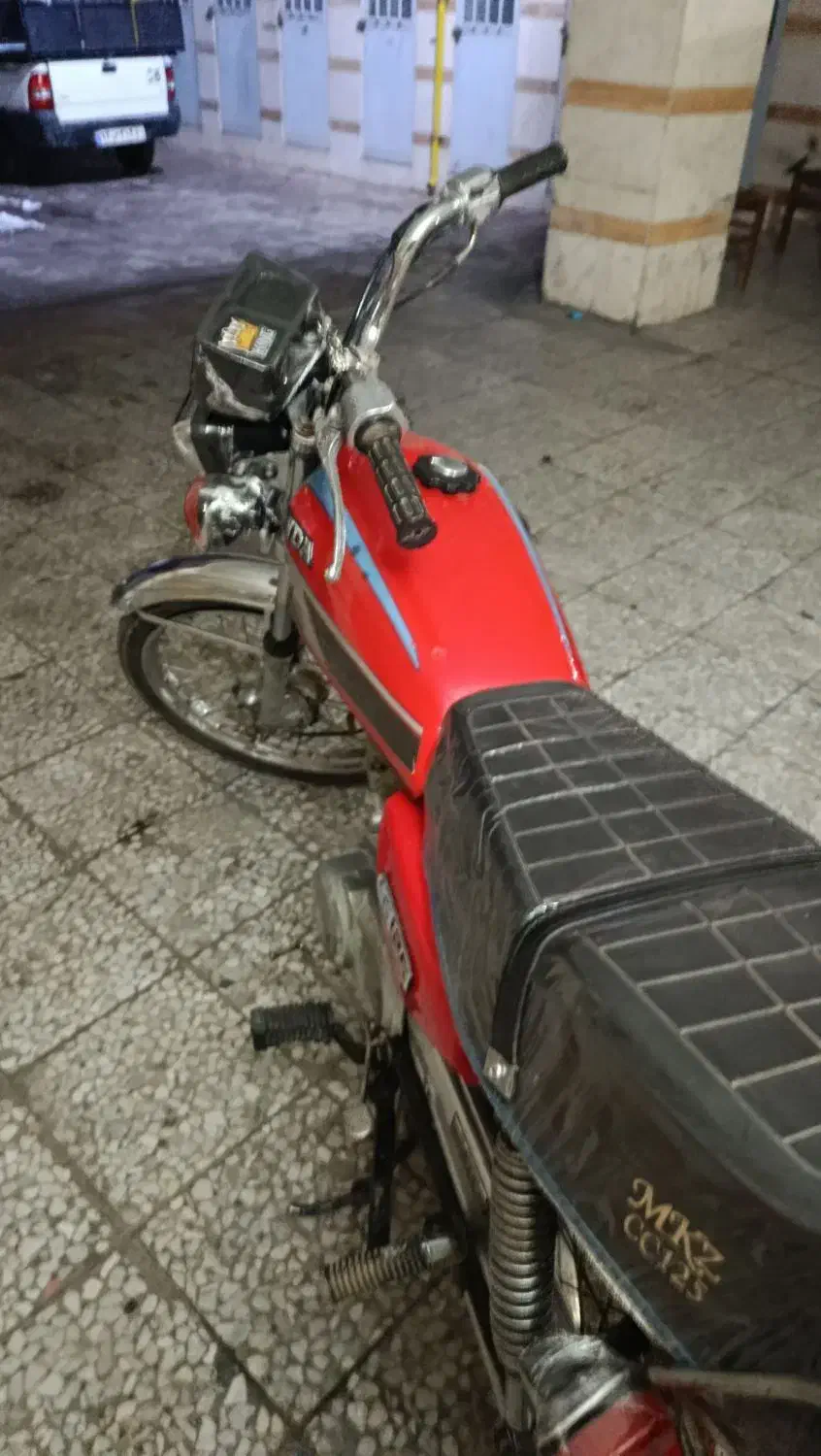 هوندا ۱۲۵ قرمز مزایده سالم|موتورسیکلت|اندیشه, شهرک مریم|دیوار