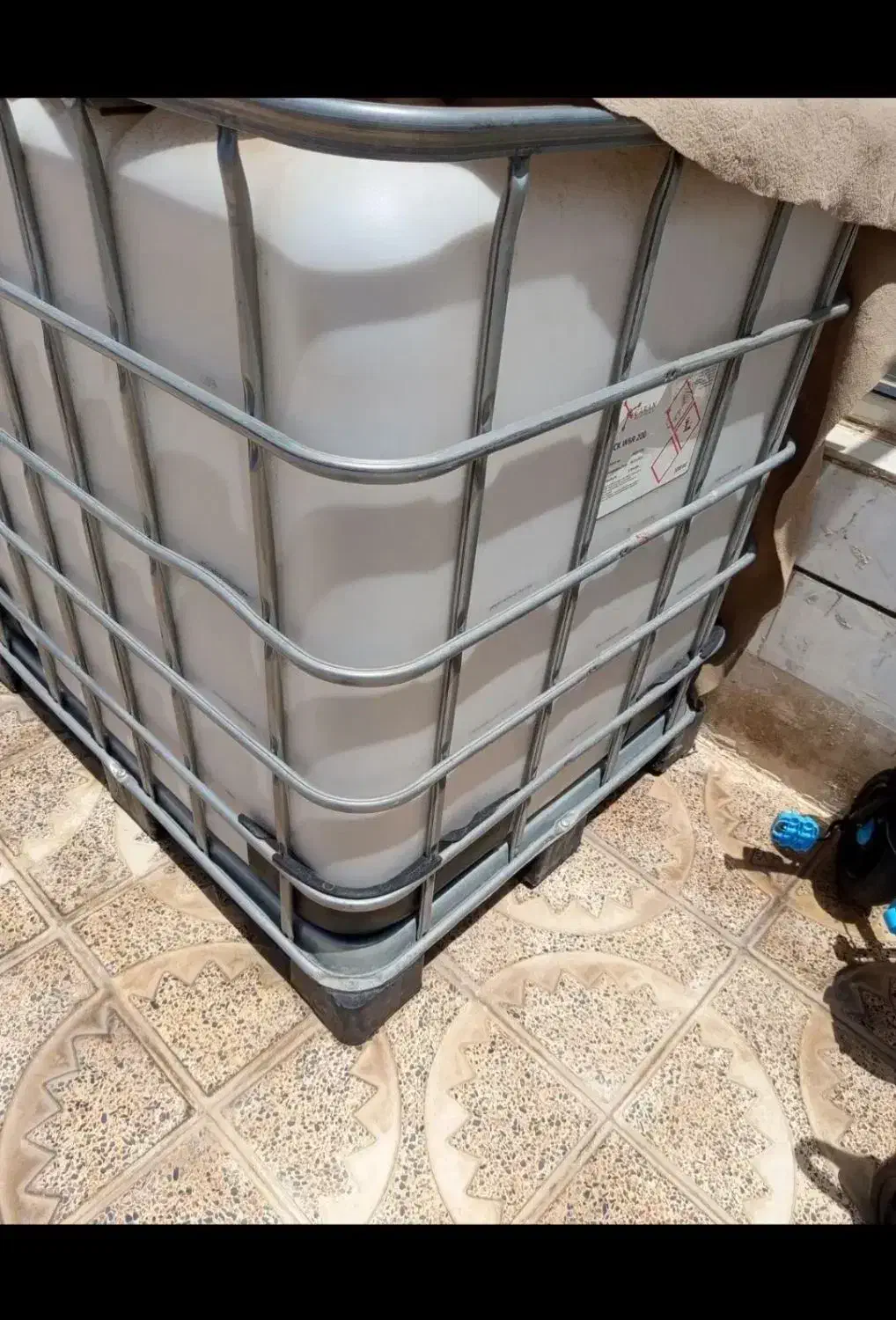 دو عدد تانکر|مصالح و تجهیزات ساختمان|اقبالیه, |دیوار