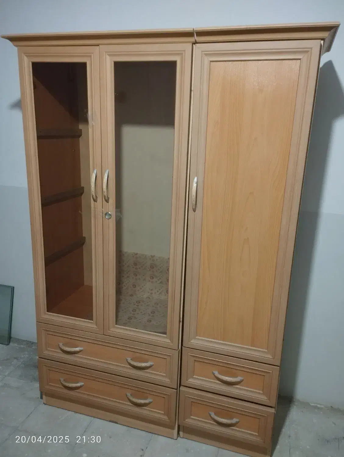 کمد بچه ویترینی|اسباب و اثاث بچه|سبزوار, سیادتی|دیوار