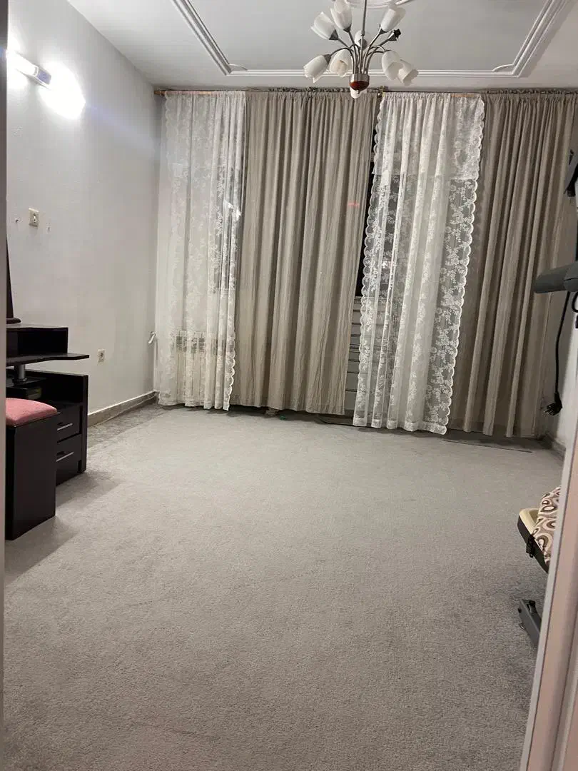 ۱۲۰ متر ویلایی شمالی طبقه اول پارکینگ ۲۰ سال ساخت|فروش خانه و ویلا|اندیشه, اندیشه فاز ۵|دیوار