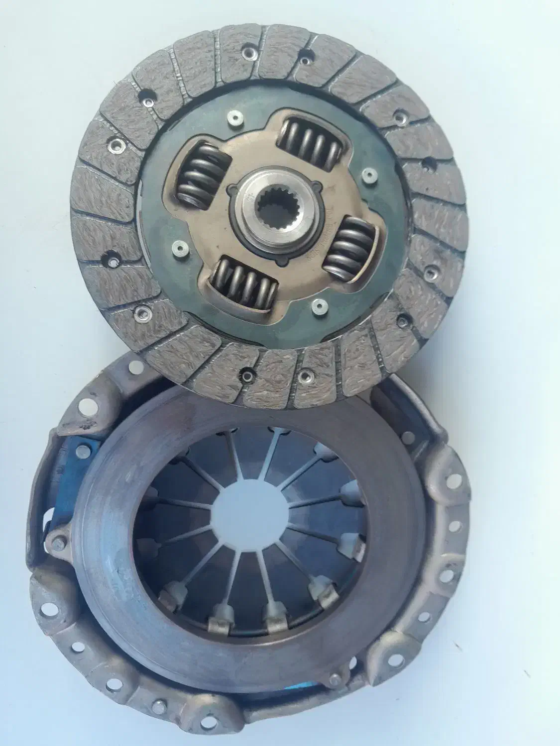 دیسک وصفحه پراید پیکان پژو با تعویض و شش ماه ضمانت|قطعات یدکی و لوازم جانبی|مشهد, سپاد|دیوار