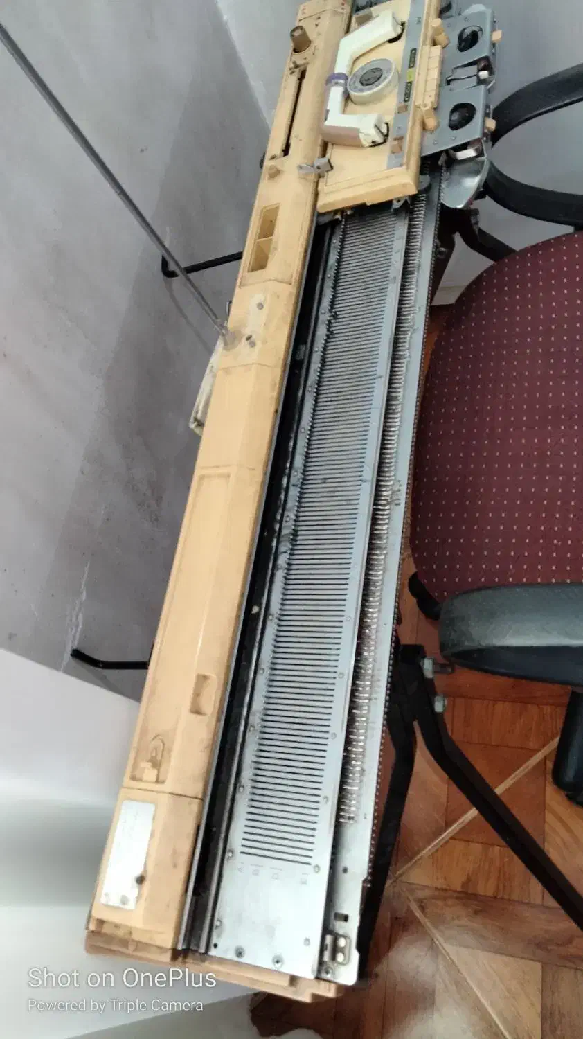 ماشین بافندگی برادرمدل۸۳۰|لوازم خیاطی و بافتنی|فومن, |دیوار