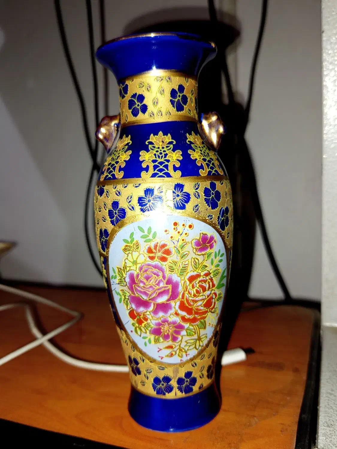 گلدون بدون خط خش جم و جور|مجسمه، تندیس، ماکت|مشهد, کوشش|دیوار