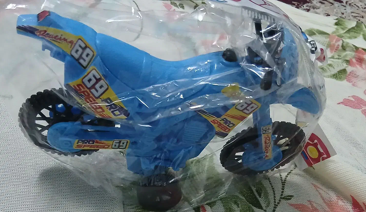 اسباب‌بازی وتاب کودک|اسباب‌بازی بچه|فسا, |دیوار