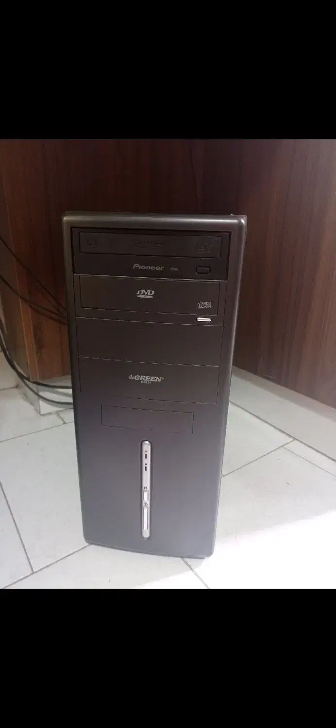 کامپیوتر درحد نو خیلی تمیز بدون خط و خش و سالم|رایانه رومیزی|تهران, اباذر|دیوار