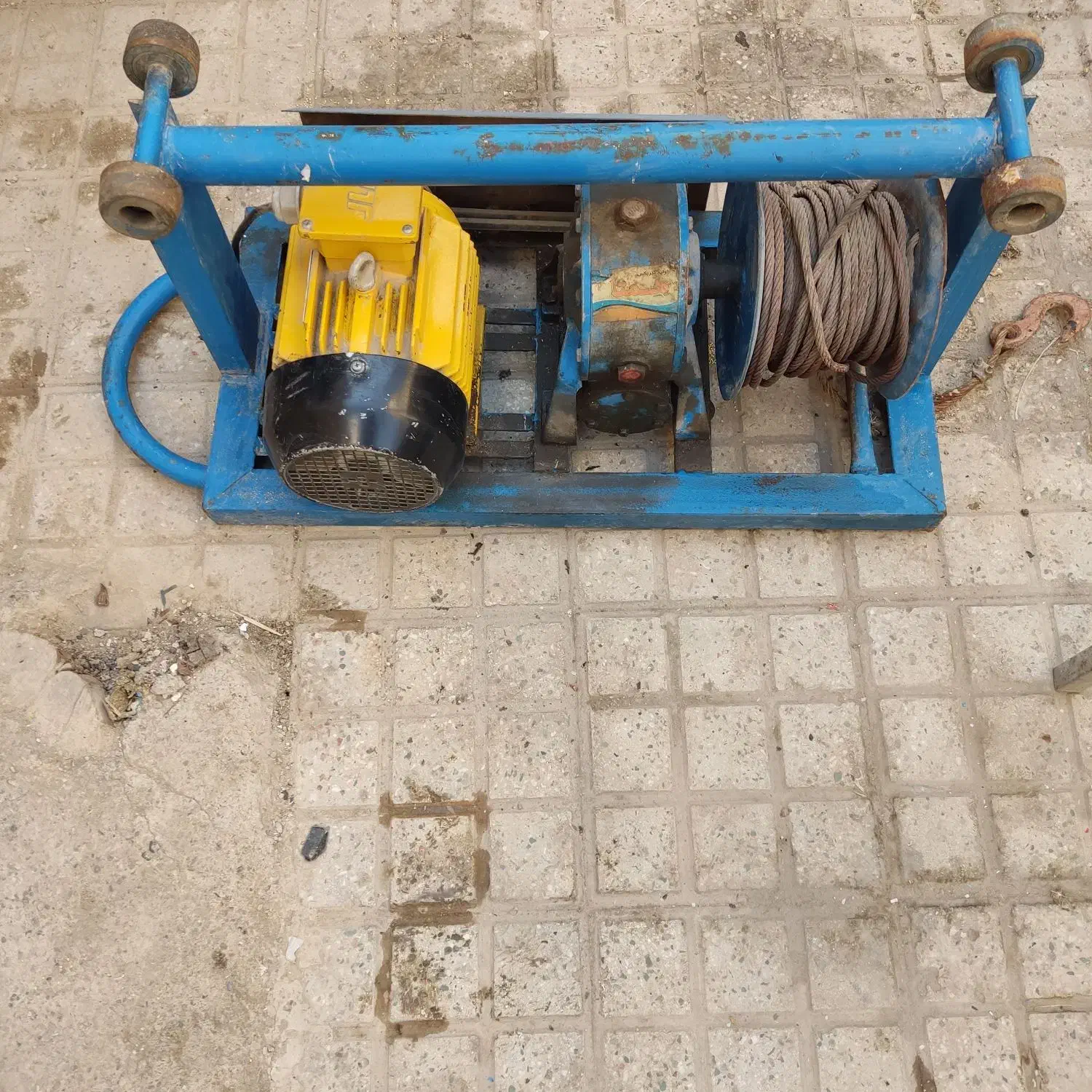 بالابر|مصالح و تجهیزات ساختمان|اصفهان, رهنان|دیوار