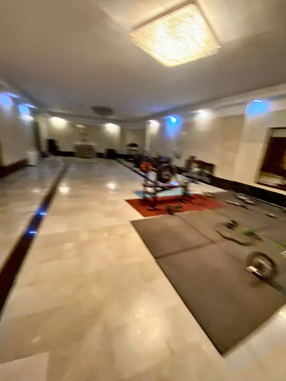 اجاره واحد ۲۲۰متر الهیه /3خواب/۲پارکینگ/فول مشاعات