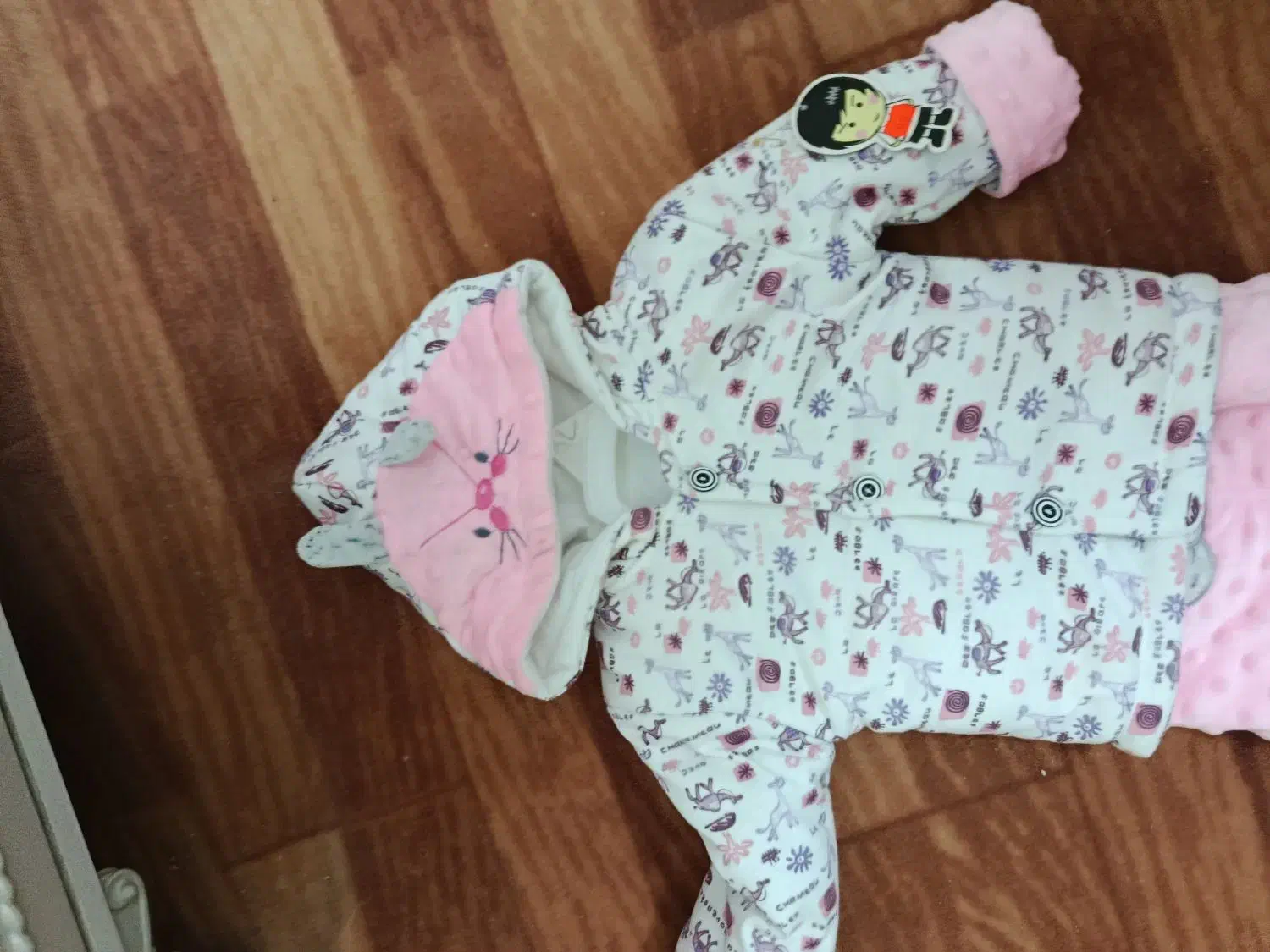 کاپشن و سرهمی مخمل|کفش و لباس بچه|ری, اقدسیه|دیوار