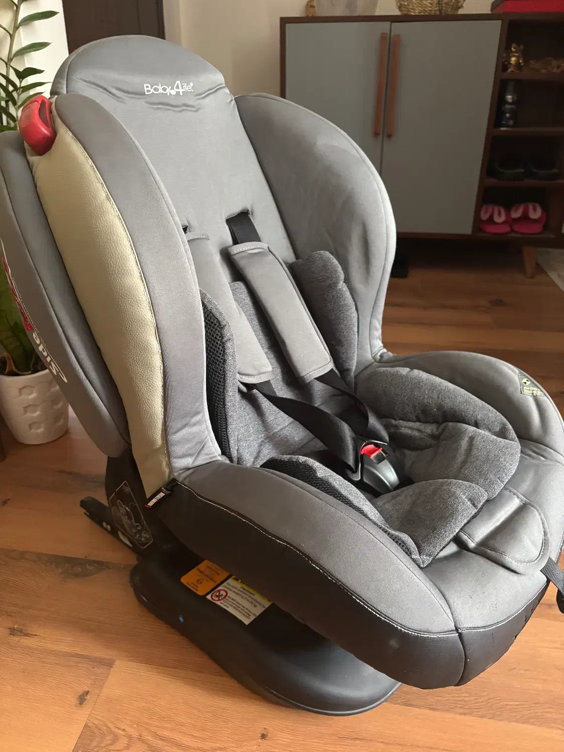 صندلی ماشین کودک|تخت و صندلی بچه|قدس, شهرک فرزان|دیوار