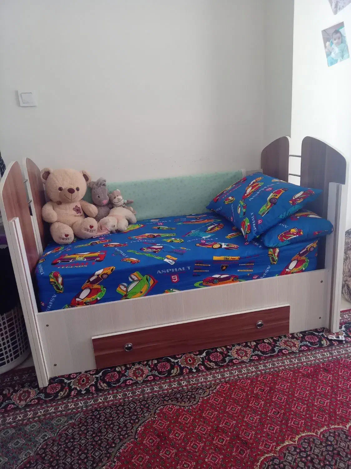 تخت کودک|تخت و صندلی بچه|پاکدشت, شهرک امام رضا|دیوار