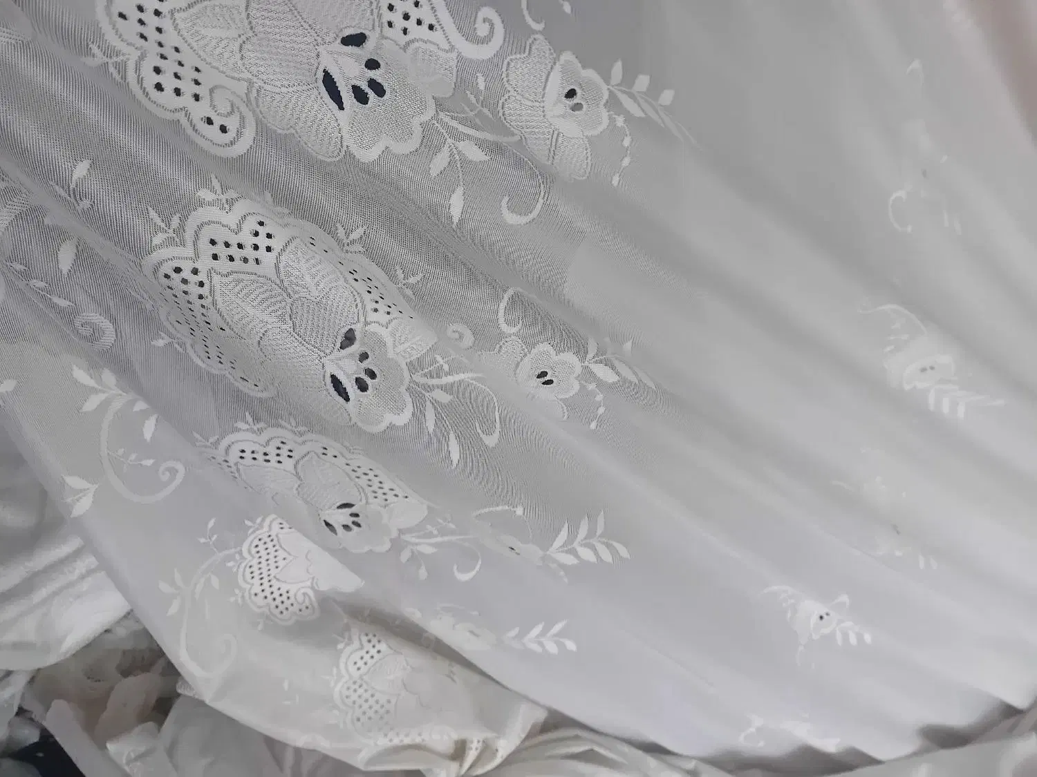 پرده سالم وتمیز|پرده، رانر، رومیزی|اردبیل, |دیوار