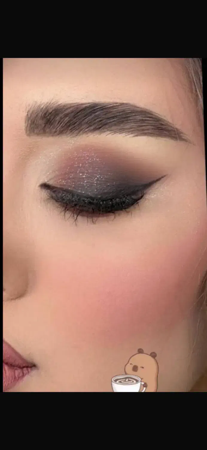 میکاپ شنیون بسیار شیک و مدرن و اقتصادی|خدمات آرایشگری و زیبایی|یزد, |دیوار