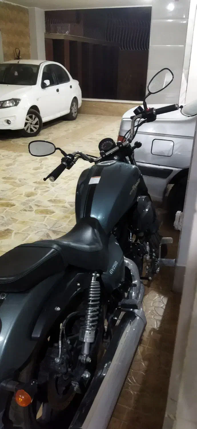 هیو سانگ اکویلا ۲۵۰|موتورسیکلت|اصفهان, شهرک زاینده رود|دیوار