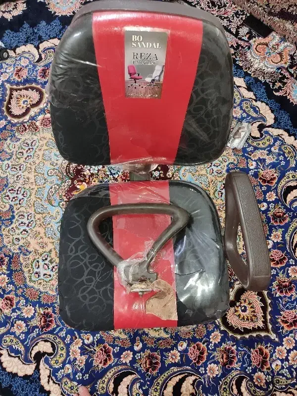 صندلی گردون|صندلی و نیمکت|تبریز, |دیوار