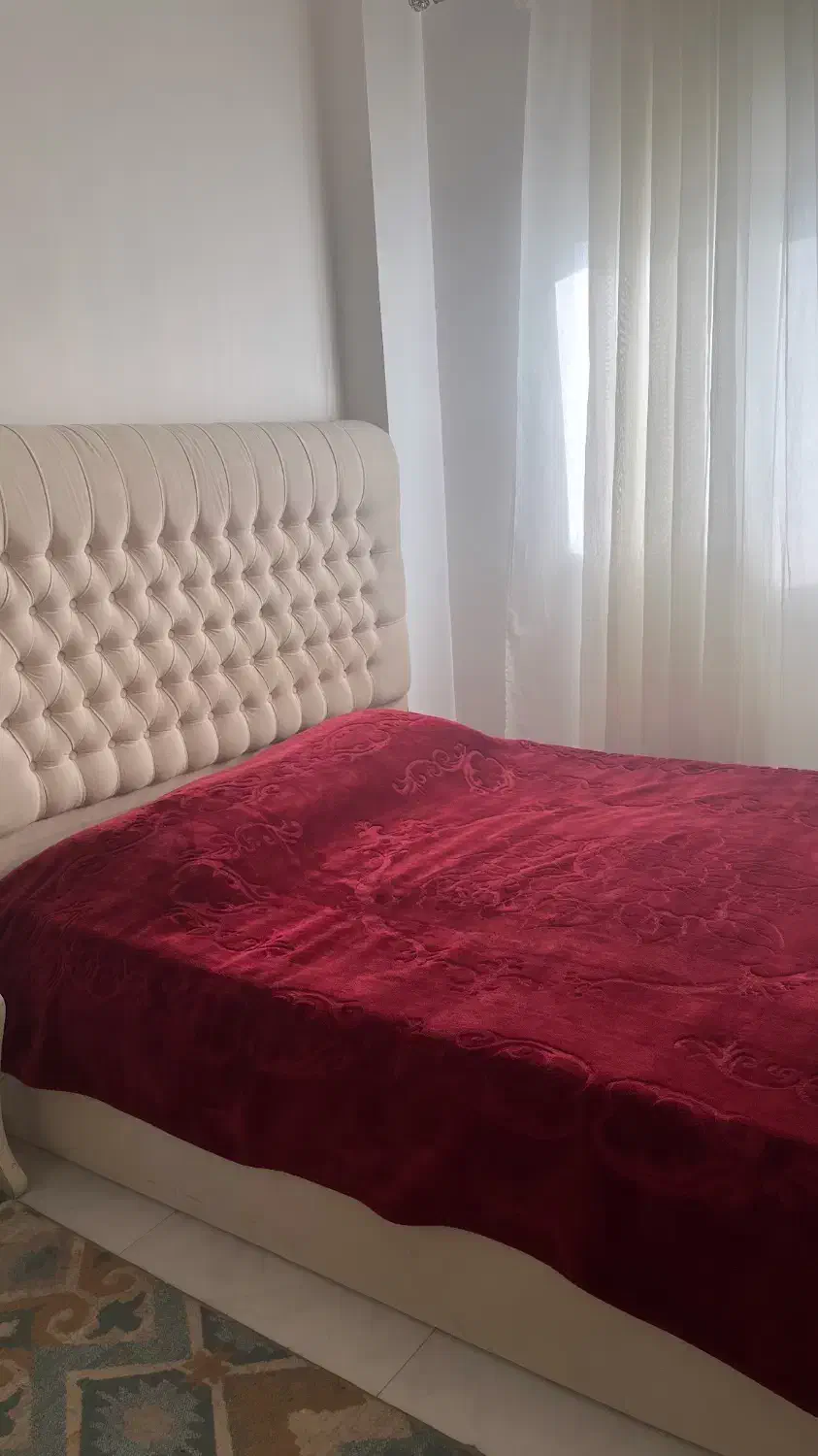 تخت ۲نفره کاملا سالم|تخت و سرویس خواب|گنبد کاووس, |دیوار