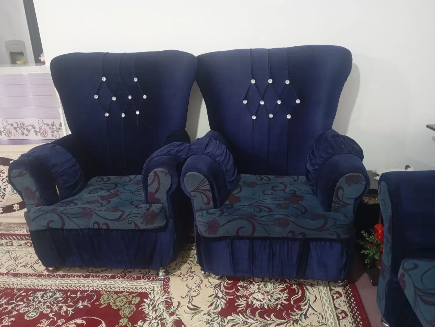 مبل|مبلمان خانگی و میز عسلی|قائن, |دیوار