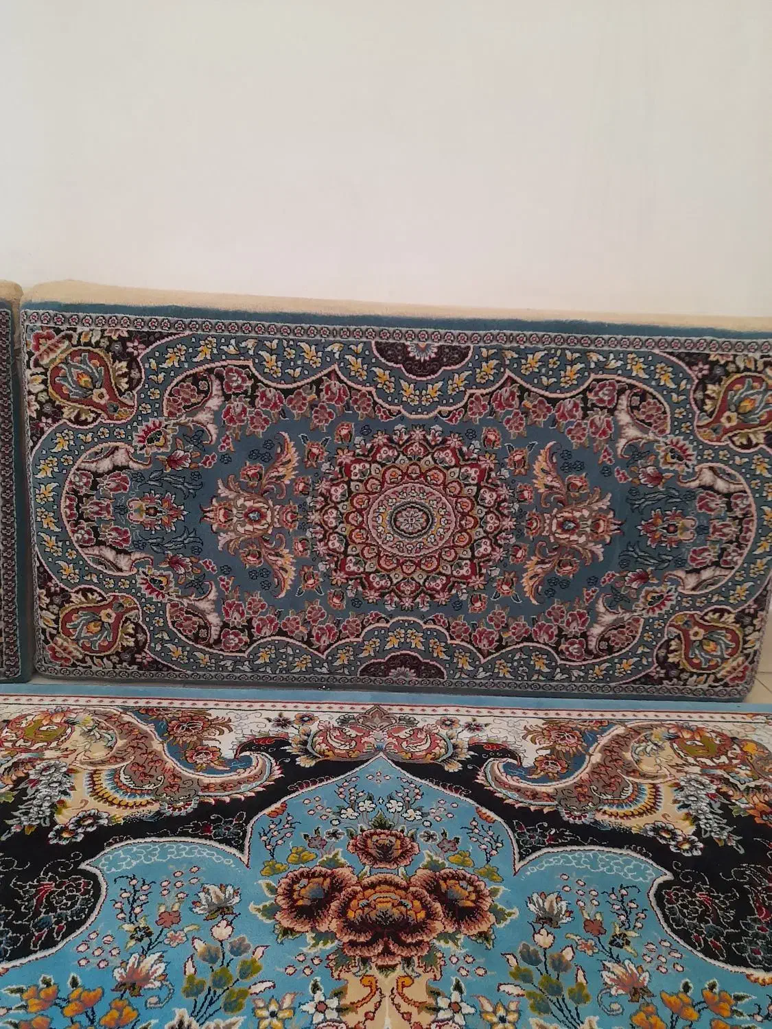 پشتی|پشتی|چهاردانگه (تهران), |دیوار