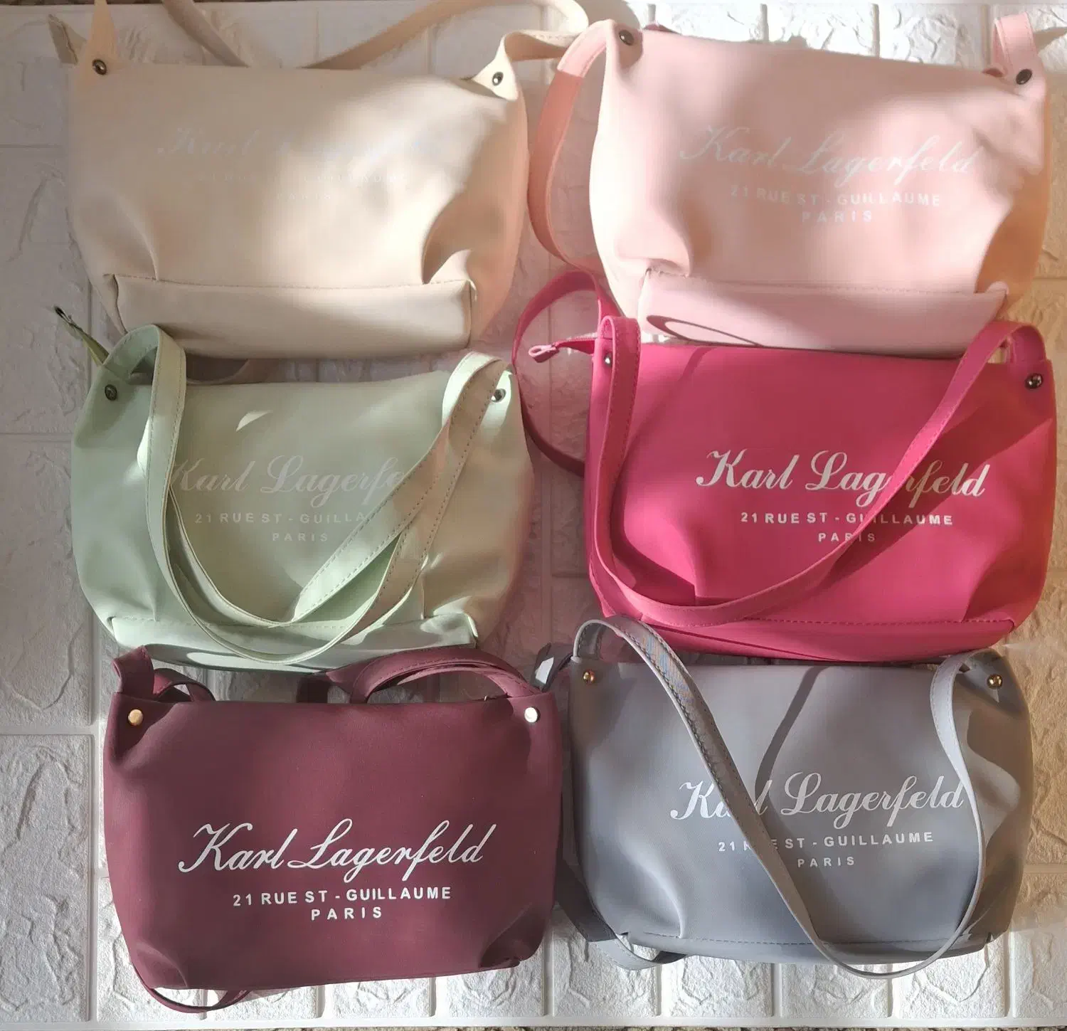 کیف|کیف، کفش، کمربند|پاسارگاد, |دیوار