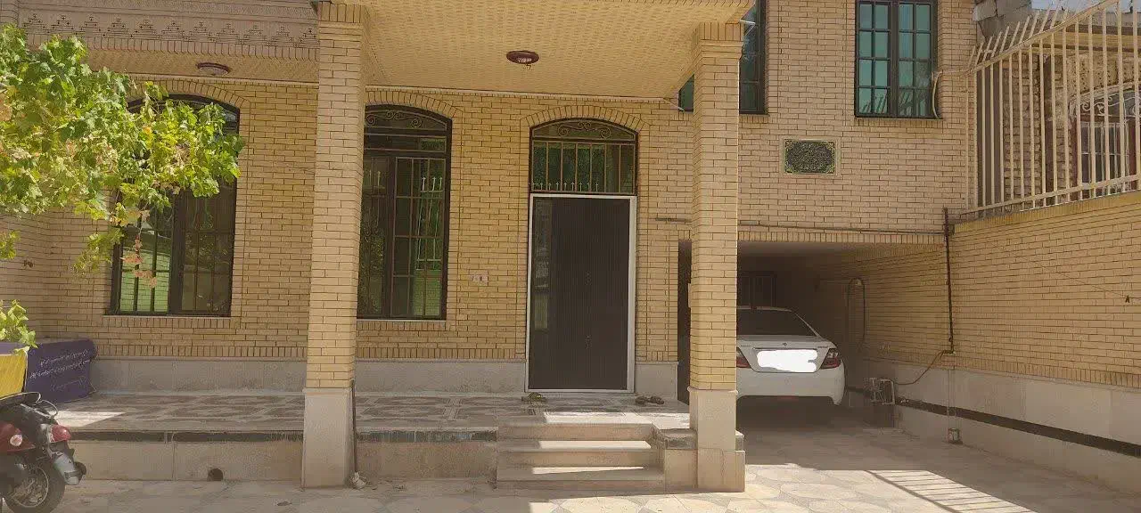 فروش خانه ویلایی ۱۵۰ متری ۳ خوابه در زیباشهر|فروش خانه و ویلا|شیراز, زیباشهر|دیوار