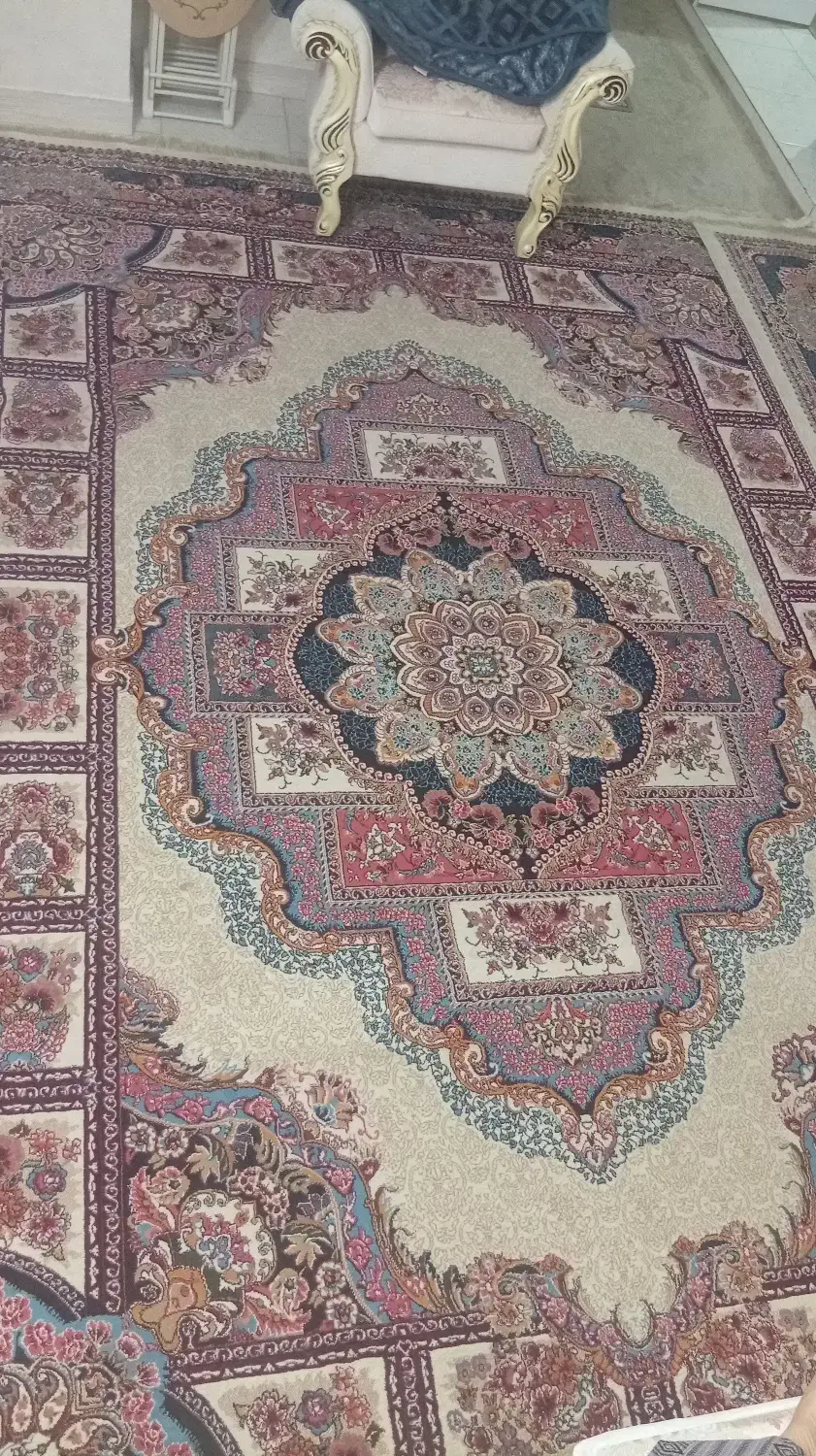 دو عدد فرش 500شانه سالم بدون پارگی|فرش|ماهدشت, |دیوار