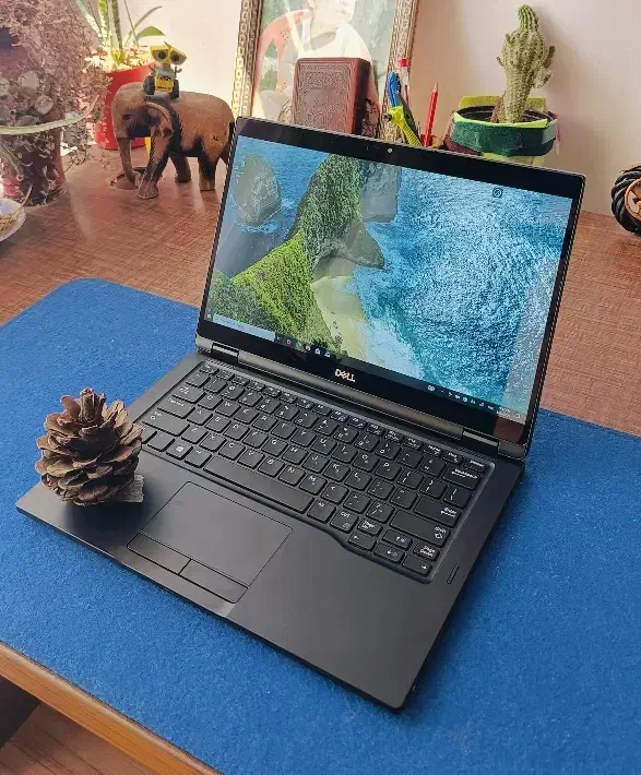 لپتاپ تبلت شو لمسی بسیار شیک Dell 7390 i5 نسل هشت|رایانه همراه|ارومیه, |دیوار