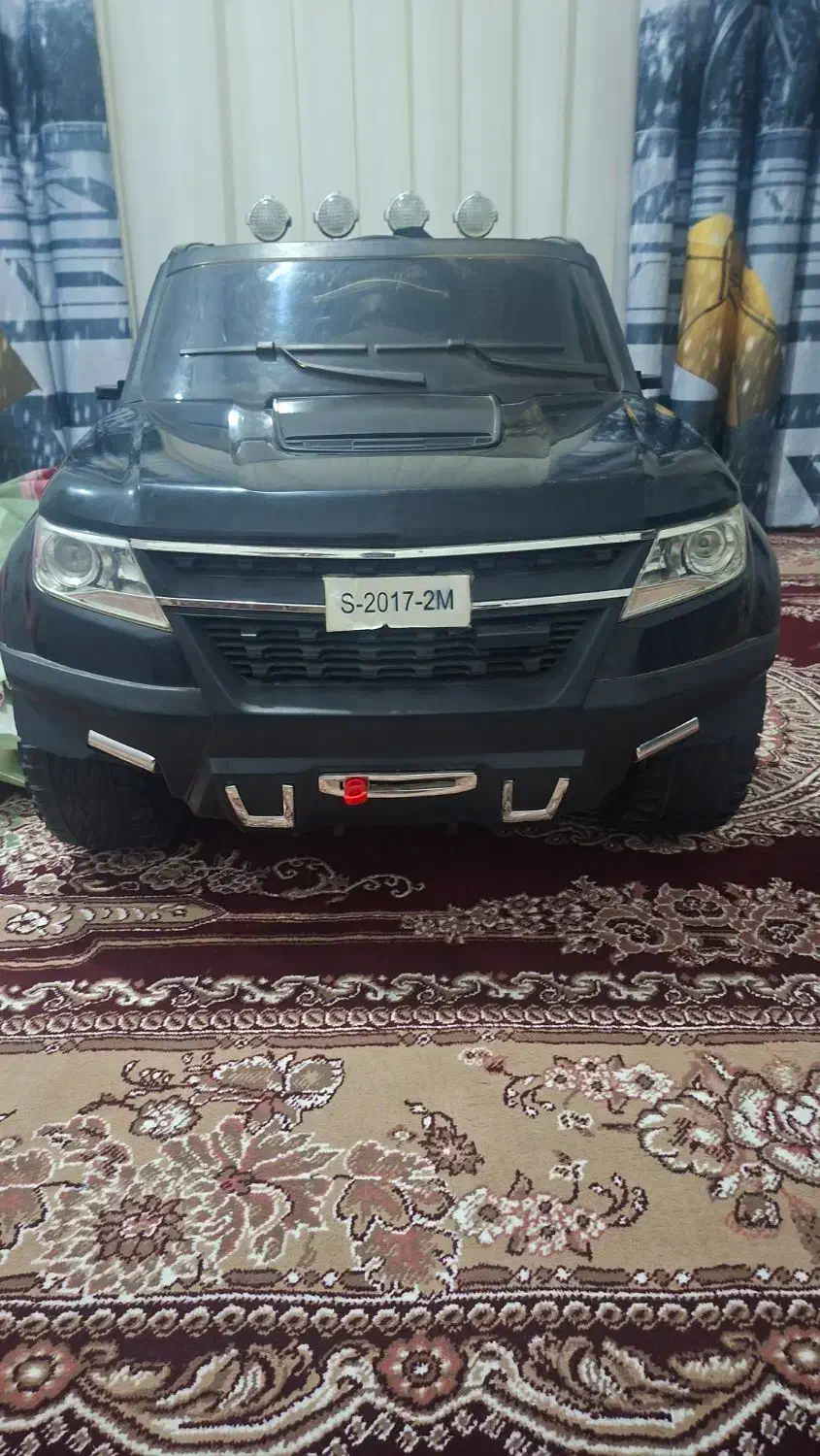 ماشین شارژی درحدنو|اسباب‌بازی بچه|سلماس, |دیوار