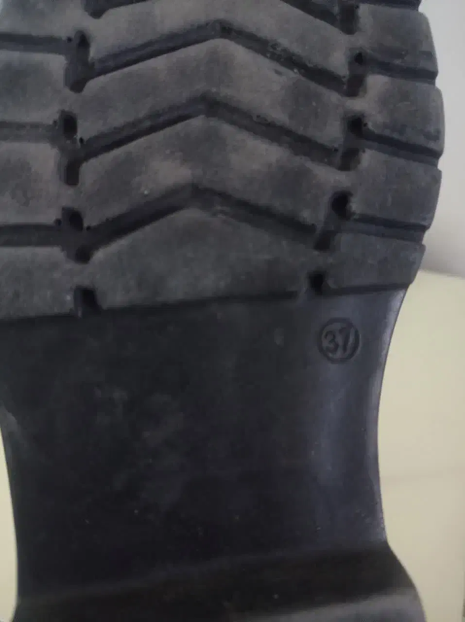 نیم بوت چرم|کیف، کفش، کمربند|یاسوج, |دیوار