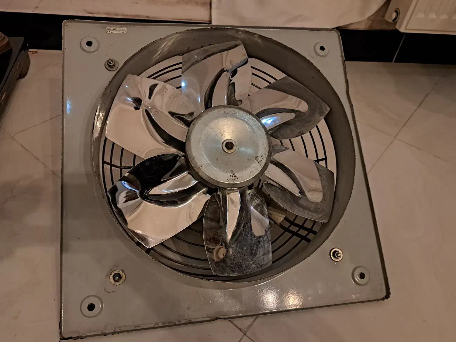 فن.هواکش|پنکه و تصفیه‌کنندهٔ هوا|تنکابن, |دیوار