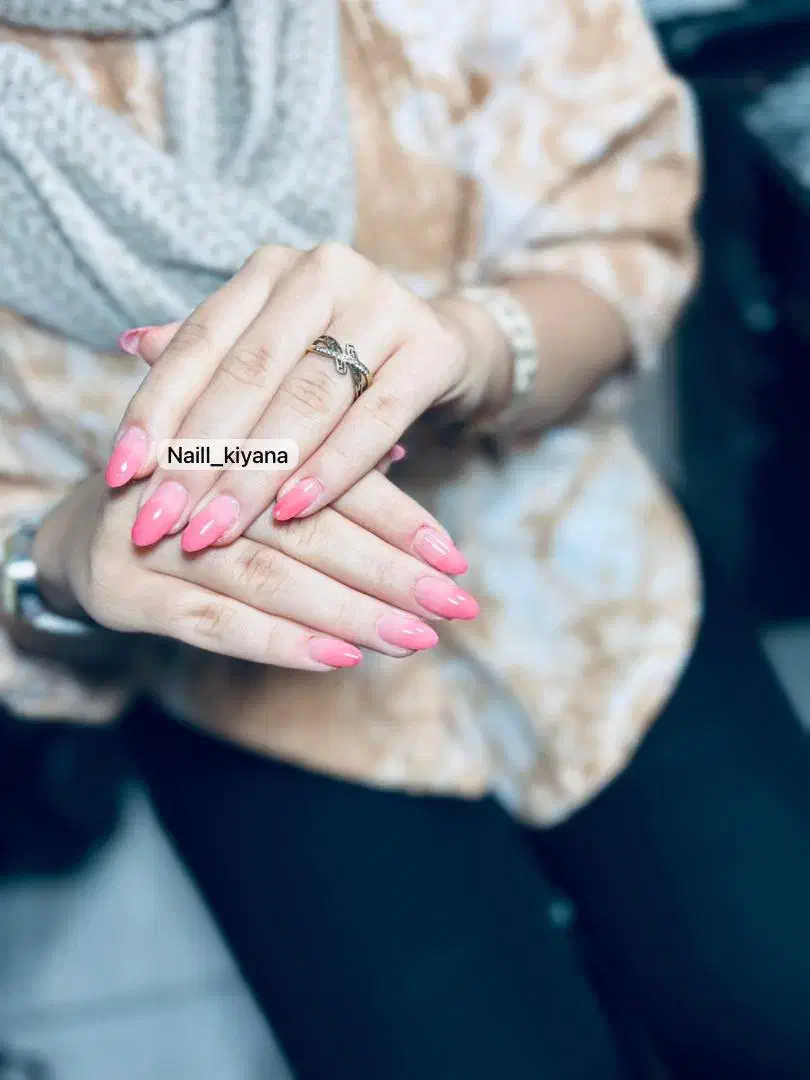 تخفیف تمامی خدمات سالن زیبایی|خدمات آرایشگری و زیبایی|بم, |دیوار